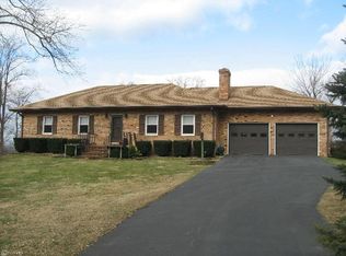 326 Ebenezer Rd, Bluemont, VA 20135
