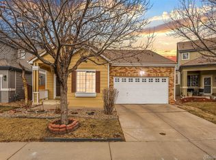 385 Ivory Cir, Aurora, CO 80011