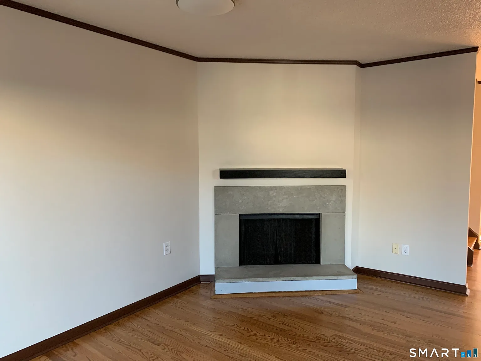 3 bed, 2.5 bath, 1464 sqft, $2,800 — Photo 3