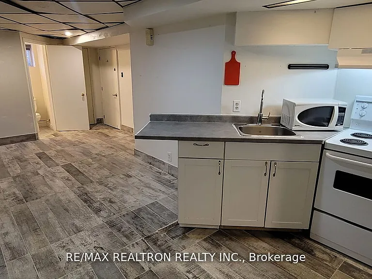 10500 Bayview Ave #BSMNT B — Photo 10