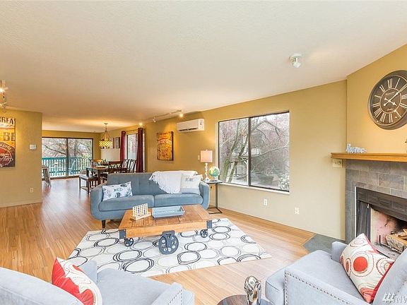 2nd image of 816 N 175th St APT 6