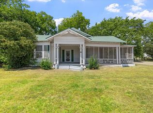 106 N 1st St W, Dawson, TX 76639