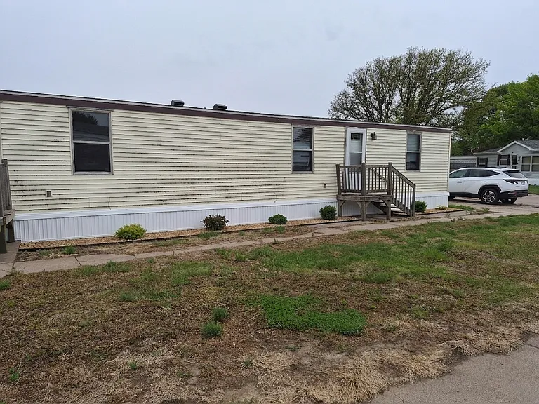 Kingswood Plaza MHC LLC - Rent to Own — Photo 24