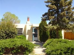 402 Linda Vista Rd, Santa Fe, NM 87505