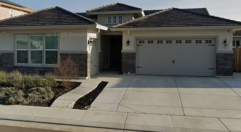 1820 Van Ruiten Dr — Photo 1