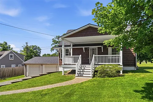 315 South Dr Photo 1