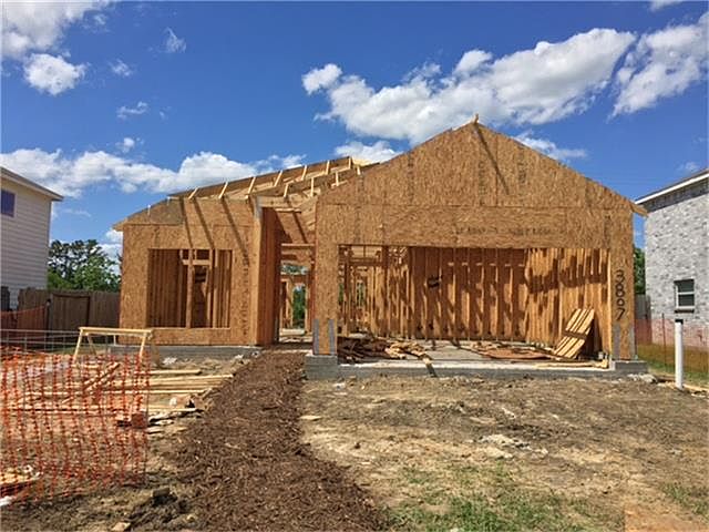 1st image of 3807 Dogwood Trl