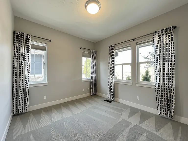 5561 E Hootowl Dr — Photo 16
