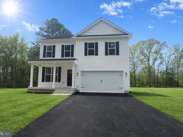 31 Blue Stone Dr, Fredericksburg, VA 22405