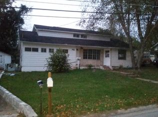 752 W Outer Dr, Oak Ridge, TN 37830