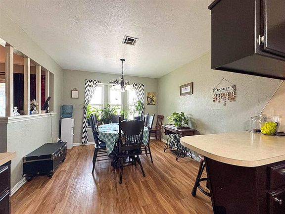 5th image of 1101 Brentwood Dr
