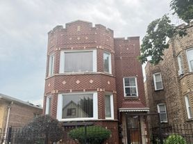8347 S Peoria St, Chicago, IL