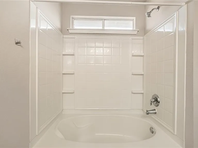 612 Copper Ct — Photo 18