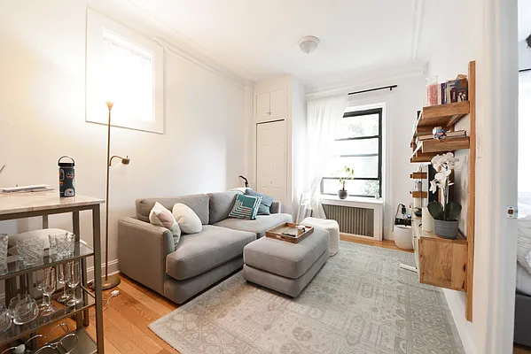 Rented by Corcoran | media 14