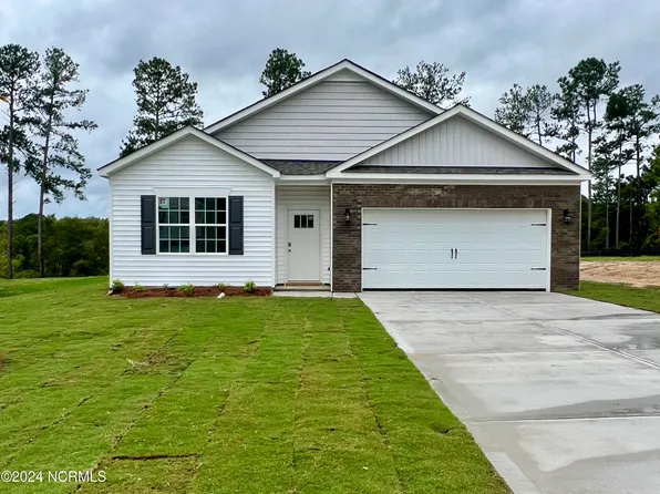 957 Ocean Court, Carthage, NC 28327