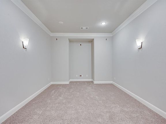 5th image of 7212 Harris Pl