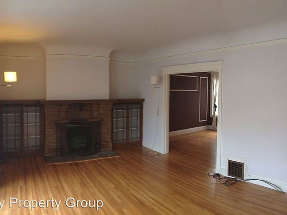 3rd image of 1157 Fell St