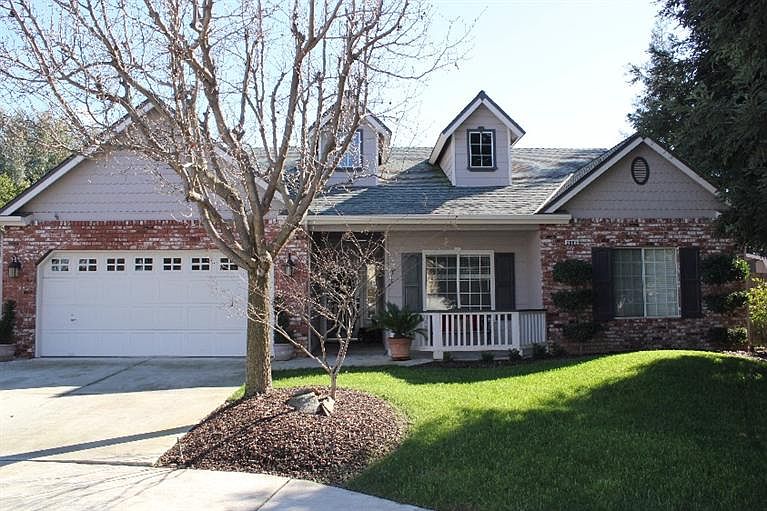 1st image of 2663 E El Paso Ave