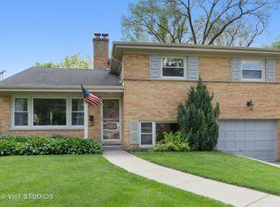 3661 Grove St, Skokie, IL
