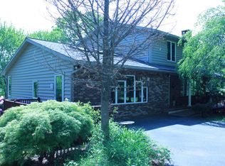 2240 Church Rd, Mountain Top, PA 18707