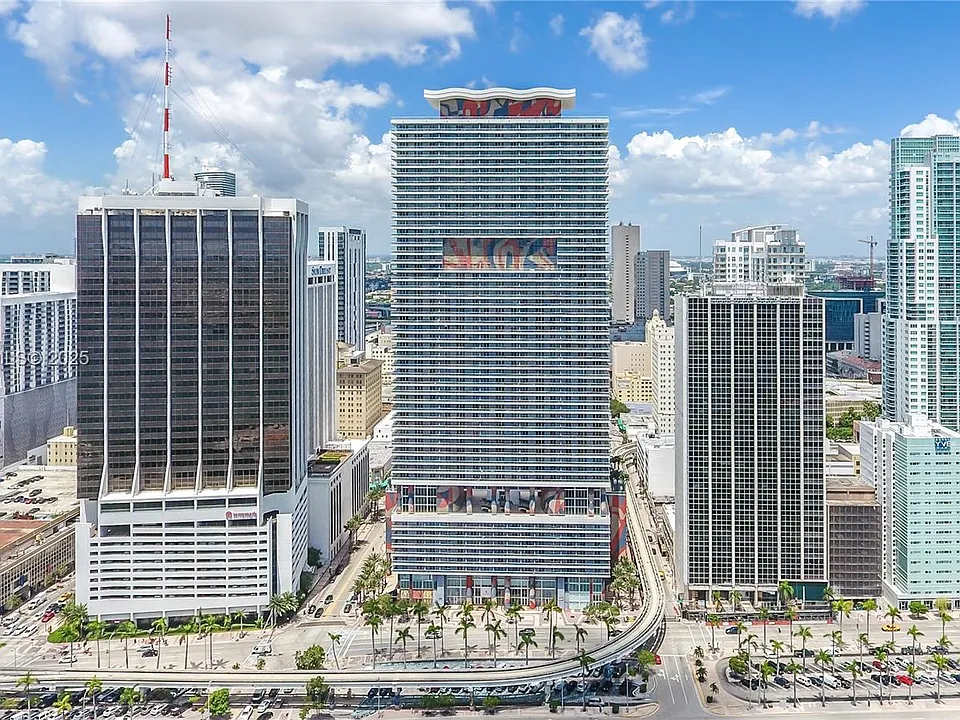 50 Biscayne Blvd #503