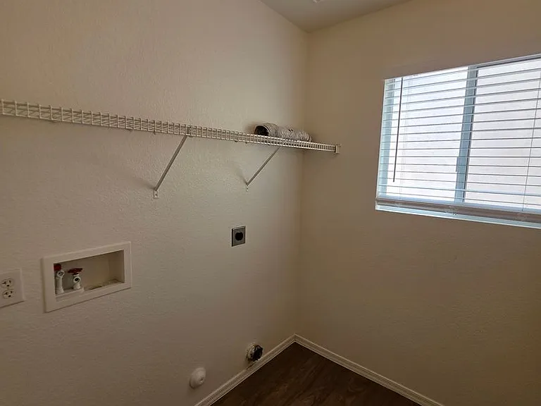 1216 E Graham Trl — Photo 40