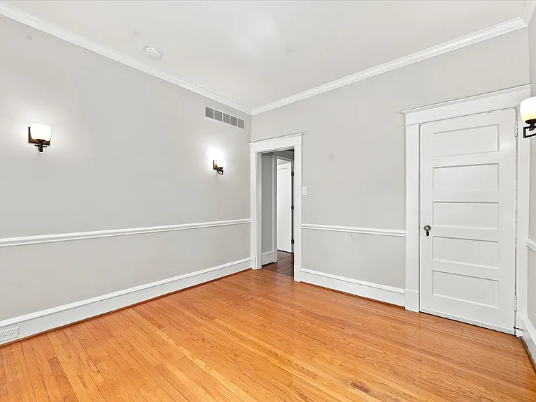1800 N Monroe St — Photo 10