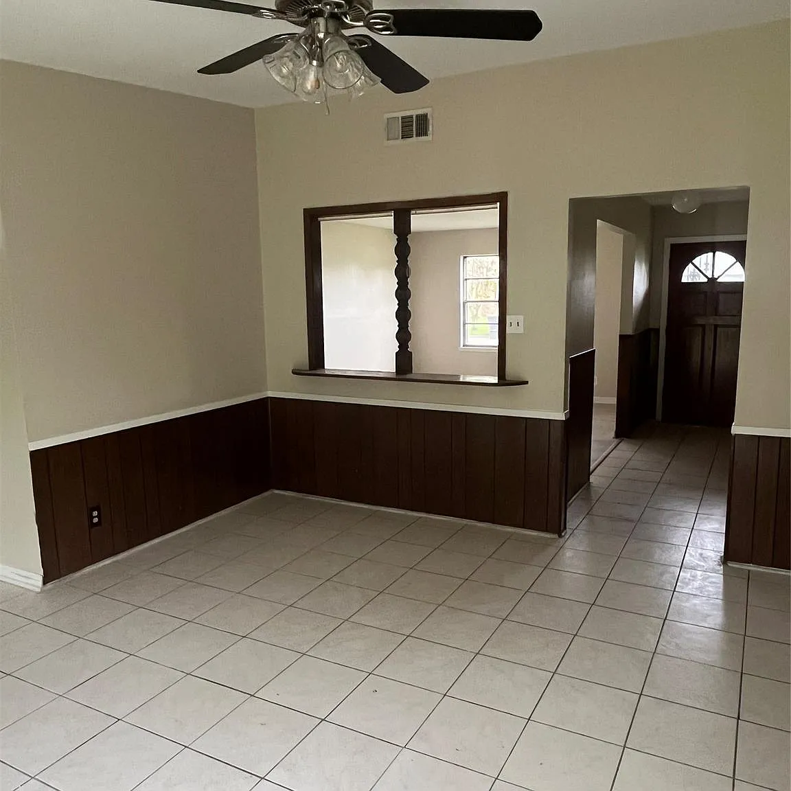 3 bed, 1.0 bath, 1222 sqft, $1,800 — Photo 2
