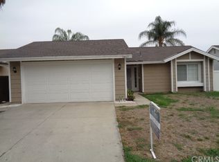 7817 Village Lakes Rd, Highland, CA 92346