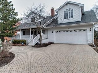 21 N Washington Ave, Park Ridge, IL 60068