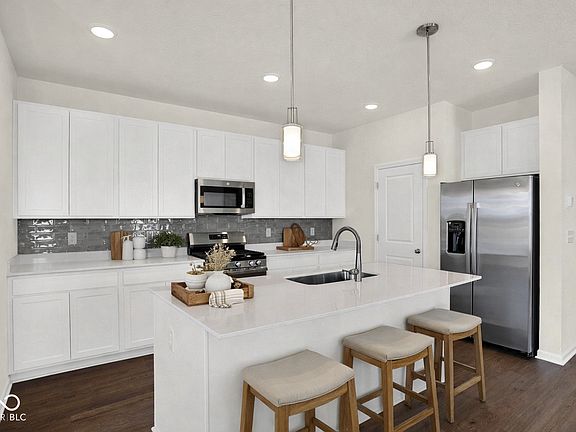 7th image of this home