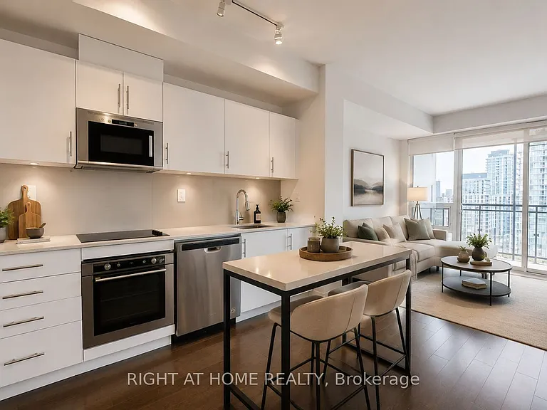 460 Adelaide St E #1123 — Photo 5