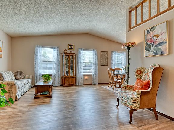 2nd image of 4775 W Old Farm Cir