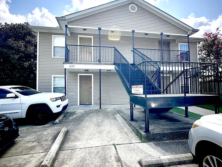 5177 Mount Shasta Dr #C — Photo 11