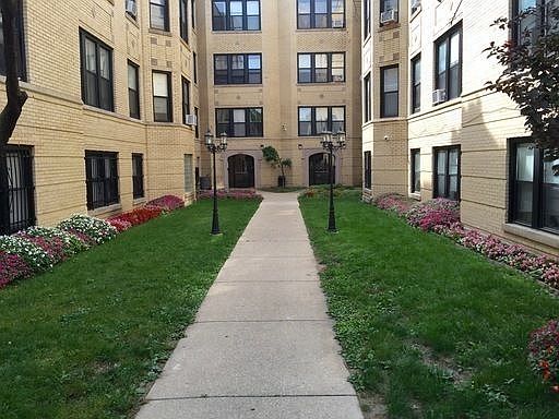 1st image of 3635 W Dickens Ave APT 3B