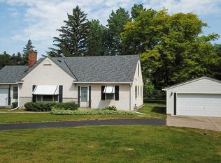 2015 Radatz Ave, Saint Paul, MN 55109