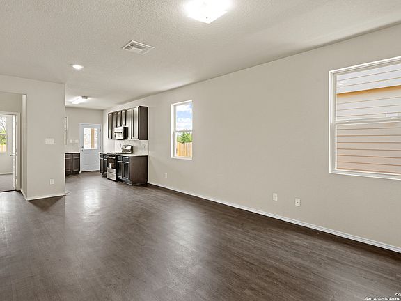 5th image of 5138 Sandstone Way