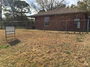 302 Sunset Ln, Fort Worth, TX 76114