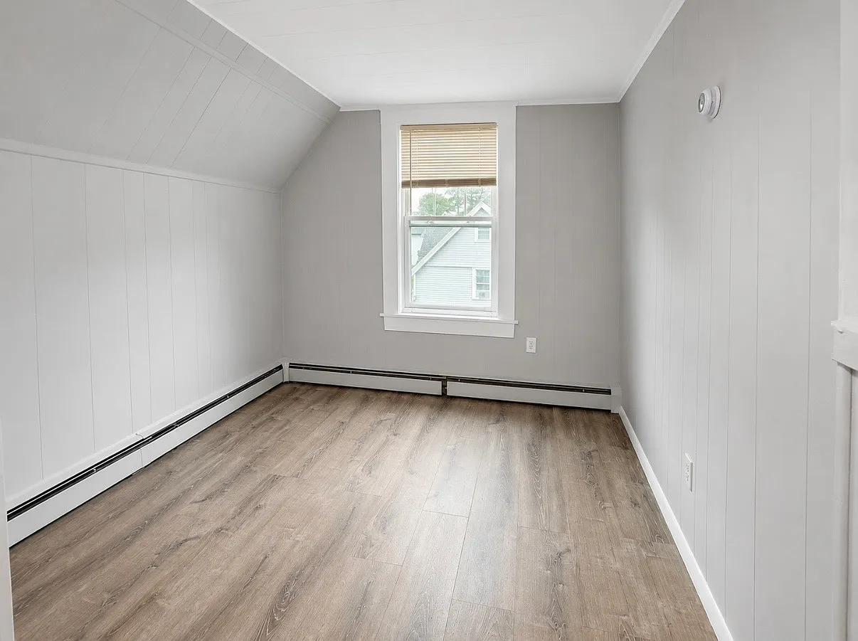Studio, 475 sqft, $1,725 — Photo 2