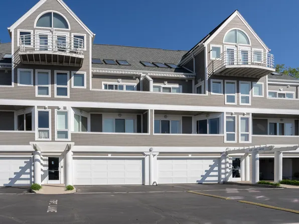 430 Lake Dr Suite 113, New Buffalo, MI 49117