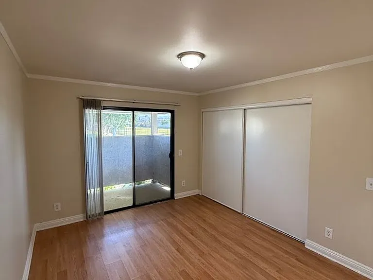 2394 Royal Ave #30 — Photo 22
