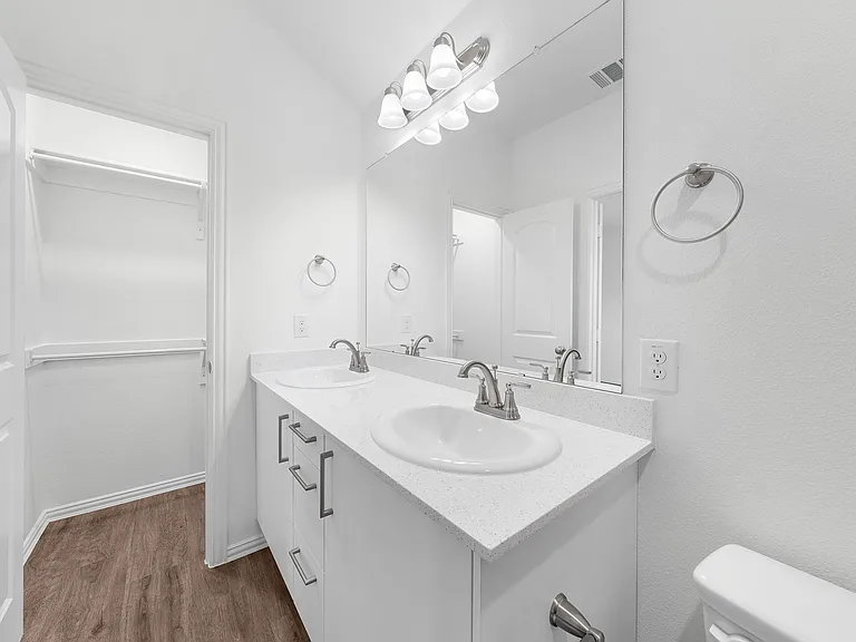 216 Fairmeade Dr — Photo 25