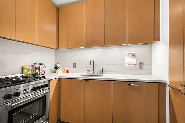 Rented by Brown Harris Stevens | media 9