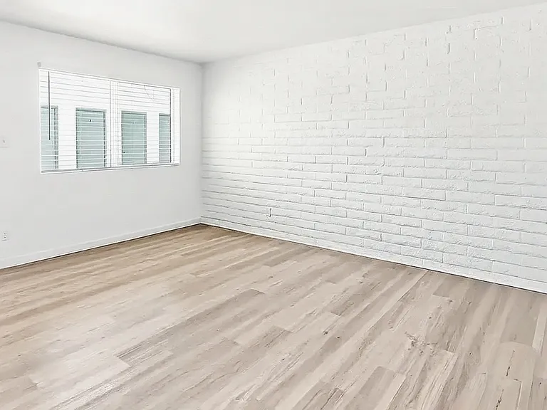 21606 N 23rd Ave #A103 — Photo 33