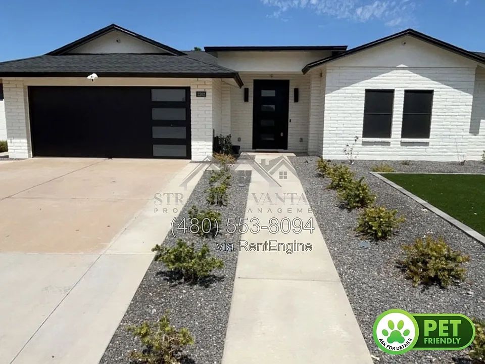 2202 N Los Altos Dr