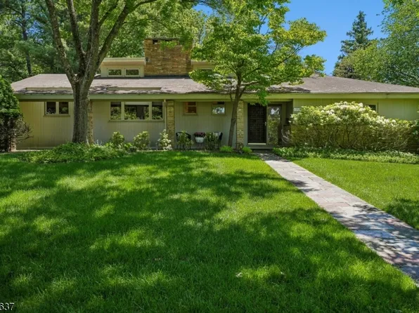 170 Northwoods Dr, South Orange Village Twp., NJ 07079