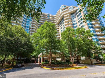 5610 Wisconsin Ave, Chevy Chase, MD, 20815