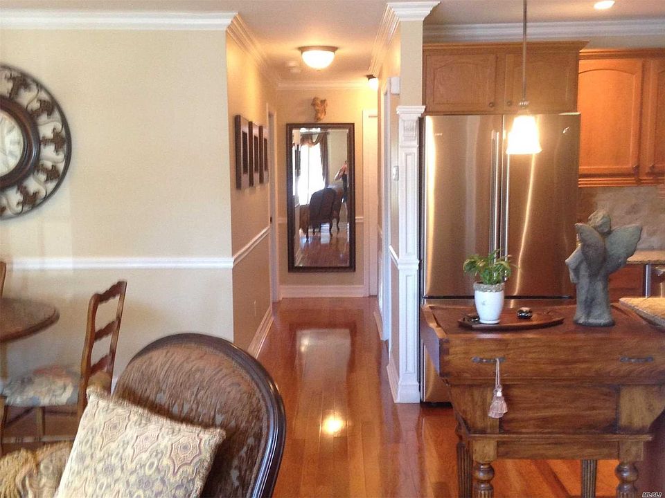 2nd image of 1009 Madeira Blvd