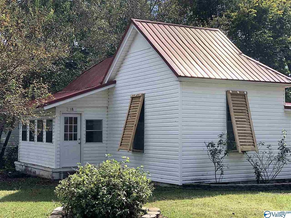 1st image of 18 Sommersworth Ave