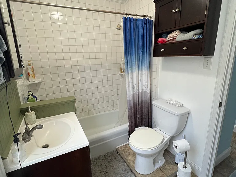 422 Gold St — Photo 10